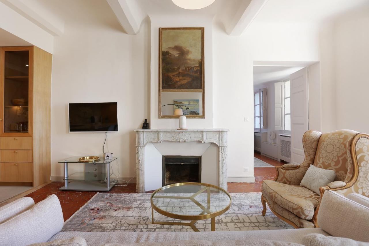Les Suites De Montigny Aix-en-Provence Luaran gambar
