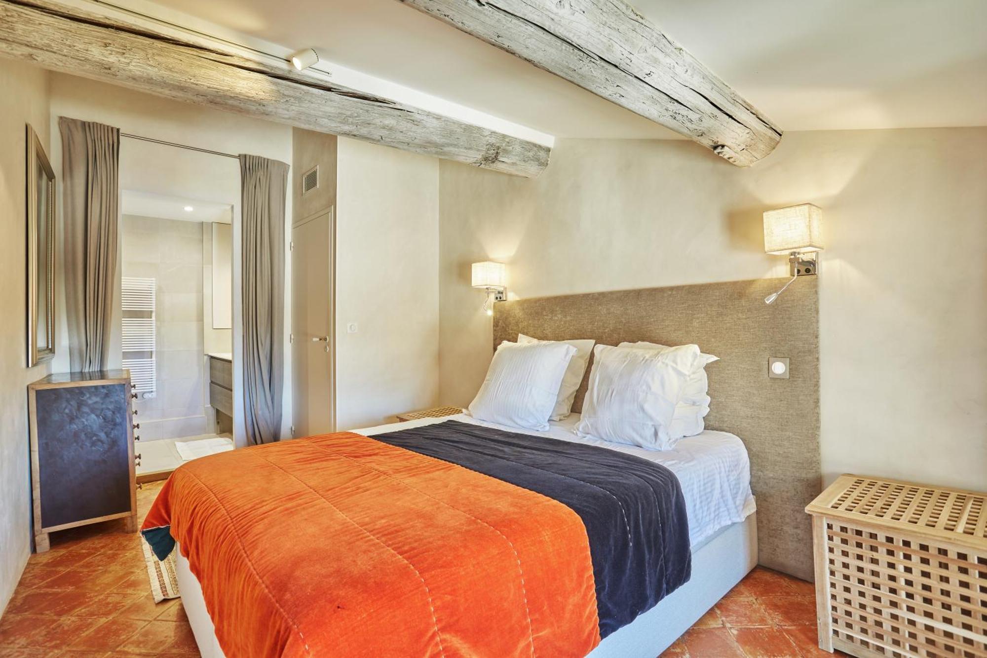 Les Suites De Montigny Aix-en-Provence Luaran gambar